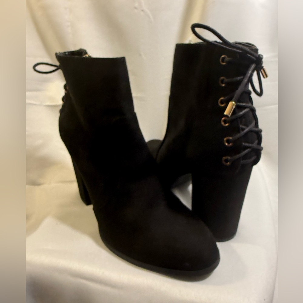 Celeste Limelight Black Suede Women Boots